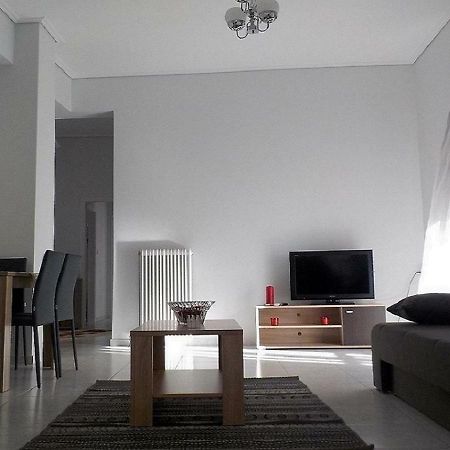 *Oi.Ko House* City Apartments Като-Ахаія Екстер'єр фото